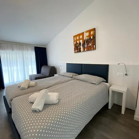 Aurora & Hotel 3*
