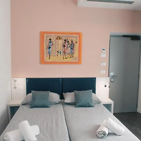 Aurora & Hotel 3*